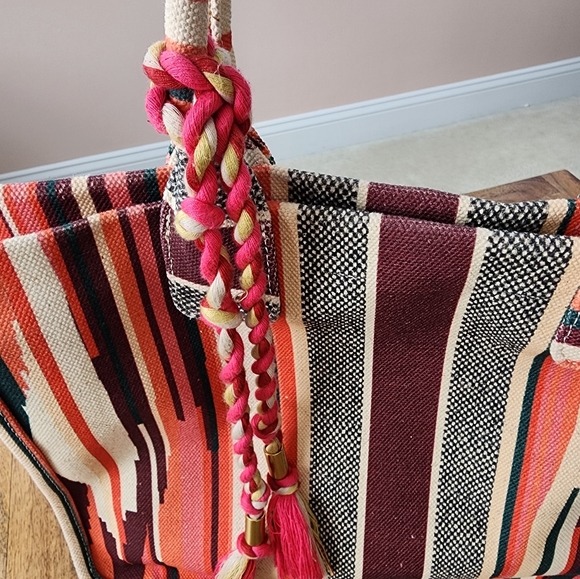 Vince Camuto oversized canvas tote - Picture 2 of 7